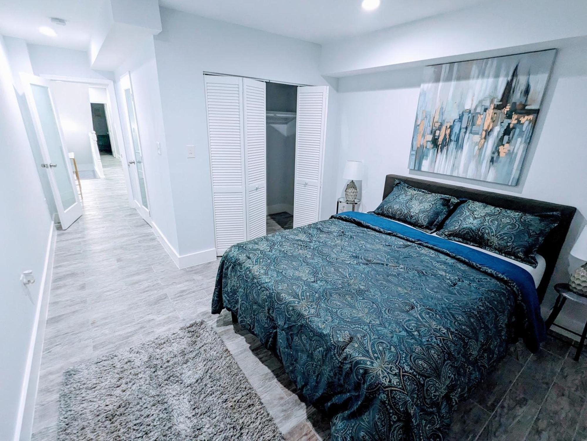 Luxurious 3 Bedroom Apt With A Beautiful Balcony Washington Room photo